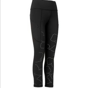 Athleta All in Reaction 7/8th black leggings